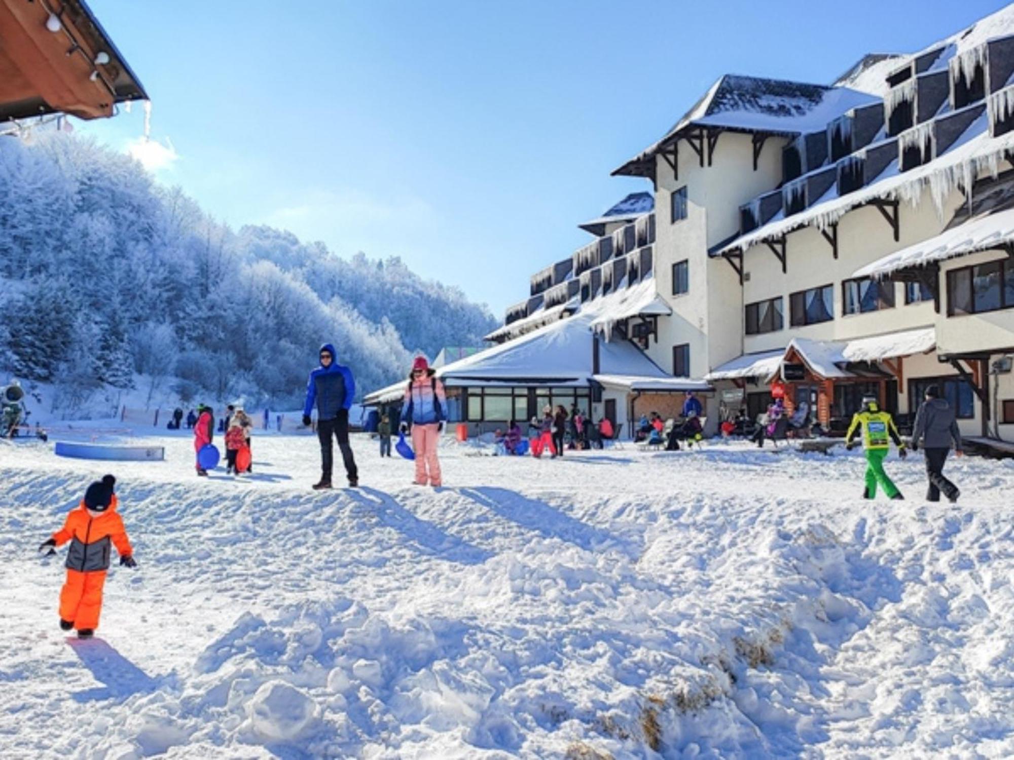 Hotel Junior Kopaonik Exterior photo