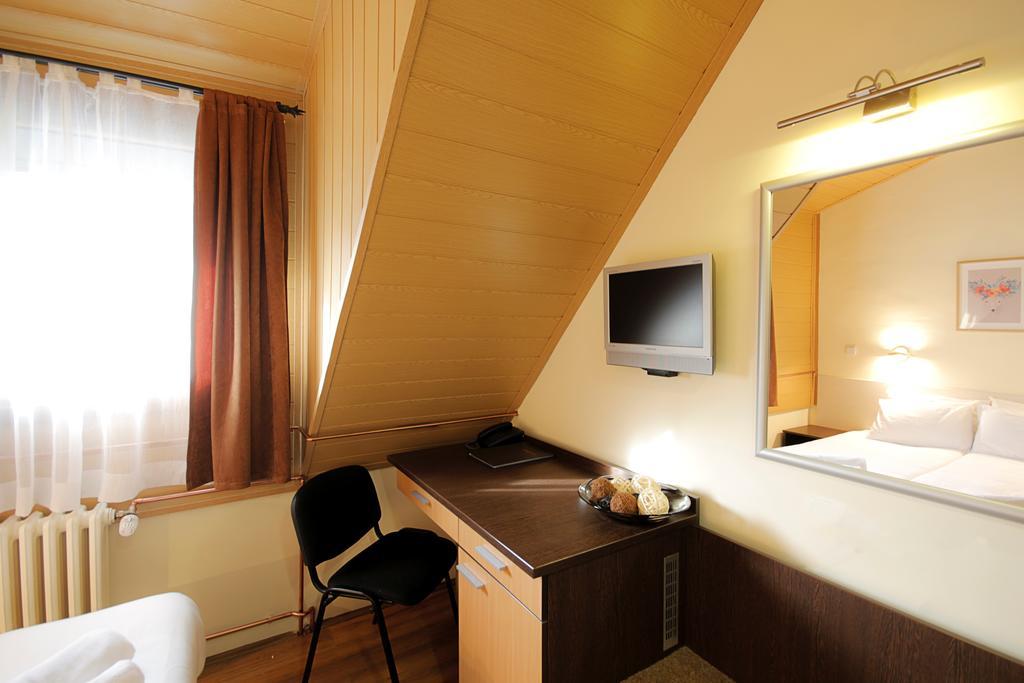 Hotel Junior Kopaonik Exterior photo